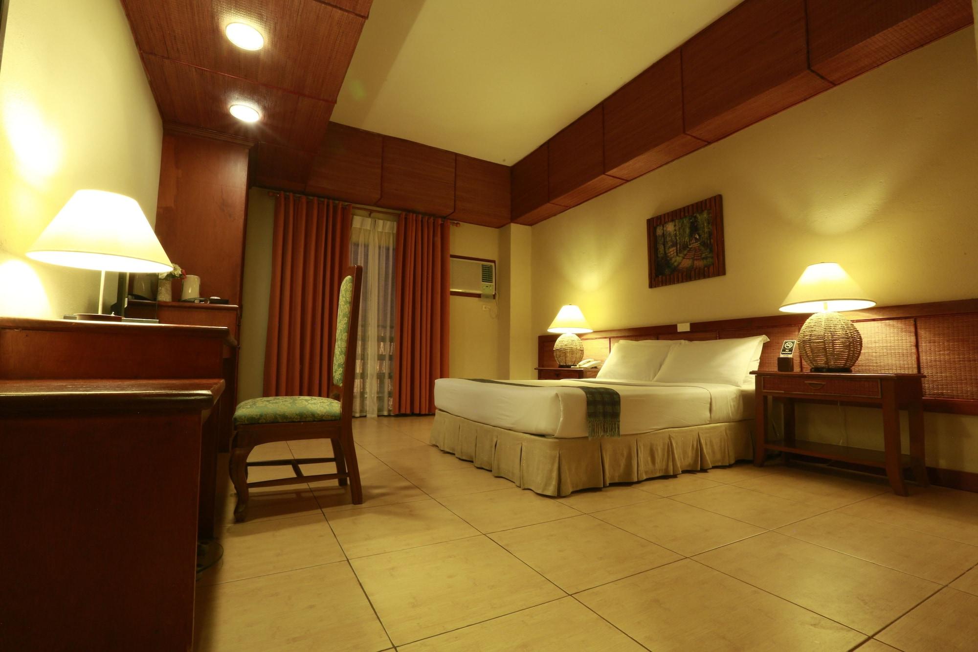 Java Hotel Laoag Exteriör bild