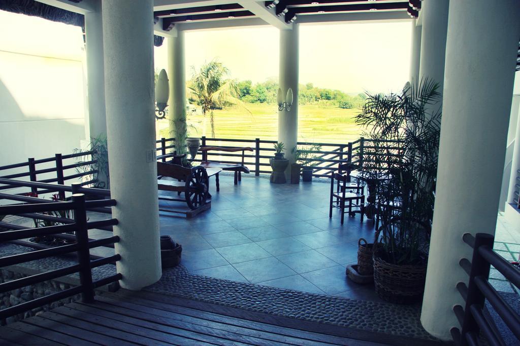 Java Hotel Laoag Exteriör bild