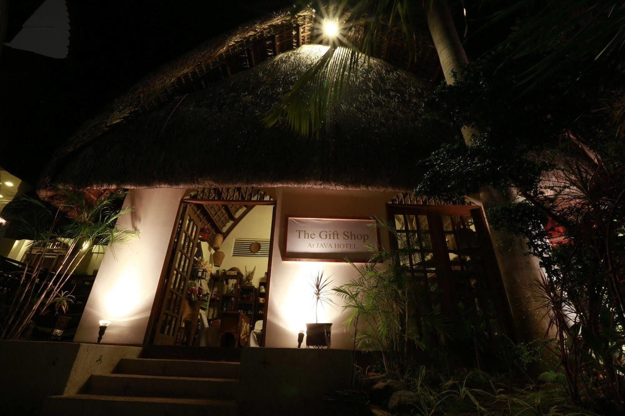 Java Hotel Laoag Exteriör bild
